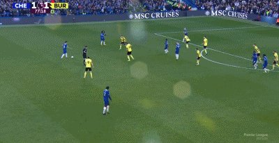 1711841558112002703.gif 【早报】十年客场不胜,今日终结!