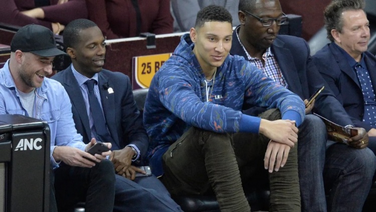 西蒙斯到底是不是有病？