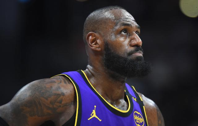 开云登录入口地址-顶级防守激活湖人小阵容 40岁勒布朗要冲击一阵？