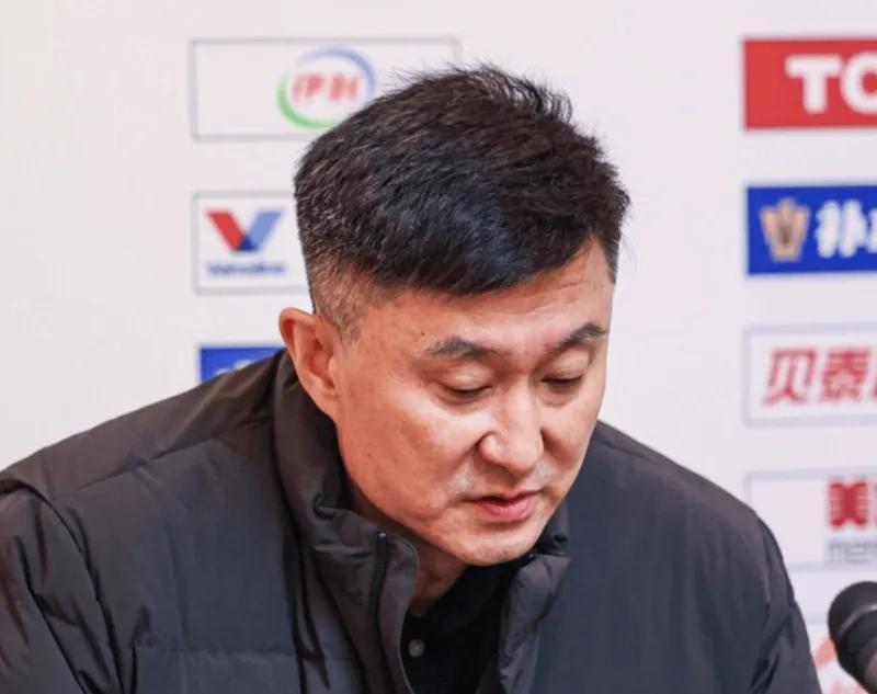 开云体育手机登录-溃败北京上海！广东弊端已凸显！只要遇内线强队，杜锋基本没招！