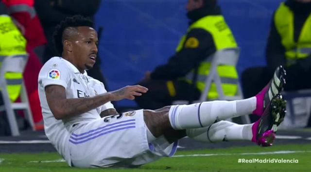 开云体育手机登录-【西甲】本泽马2助+伤退 小熊奔袭+造红 皇马2比0胜