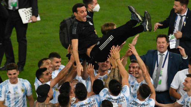 1673961013260024959.jpg 开云体育注册入口-斯卡洛尼长篇采访①:决赛一度折磨,至今没看录像