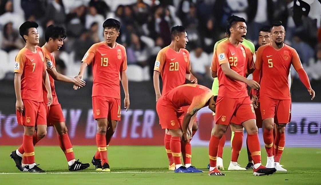 开云体育注册入口-鲁能如何遏制法比奥的发挥?球迷建议韩鹏重用彭啸首发,值得期待