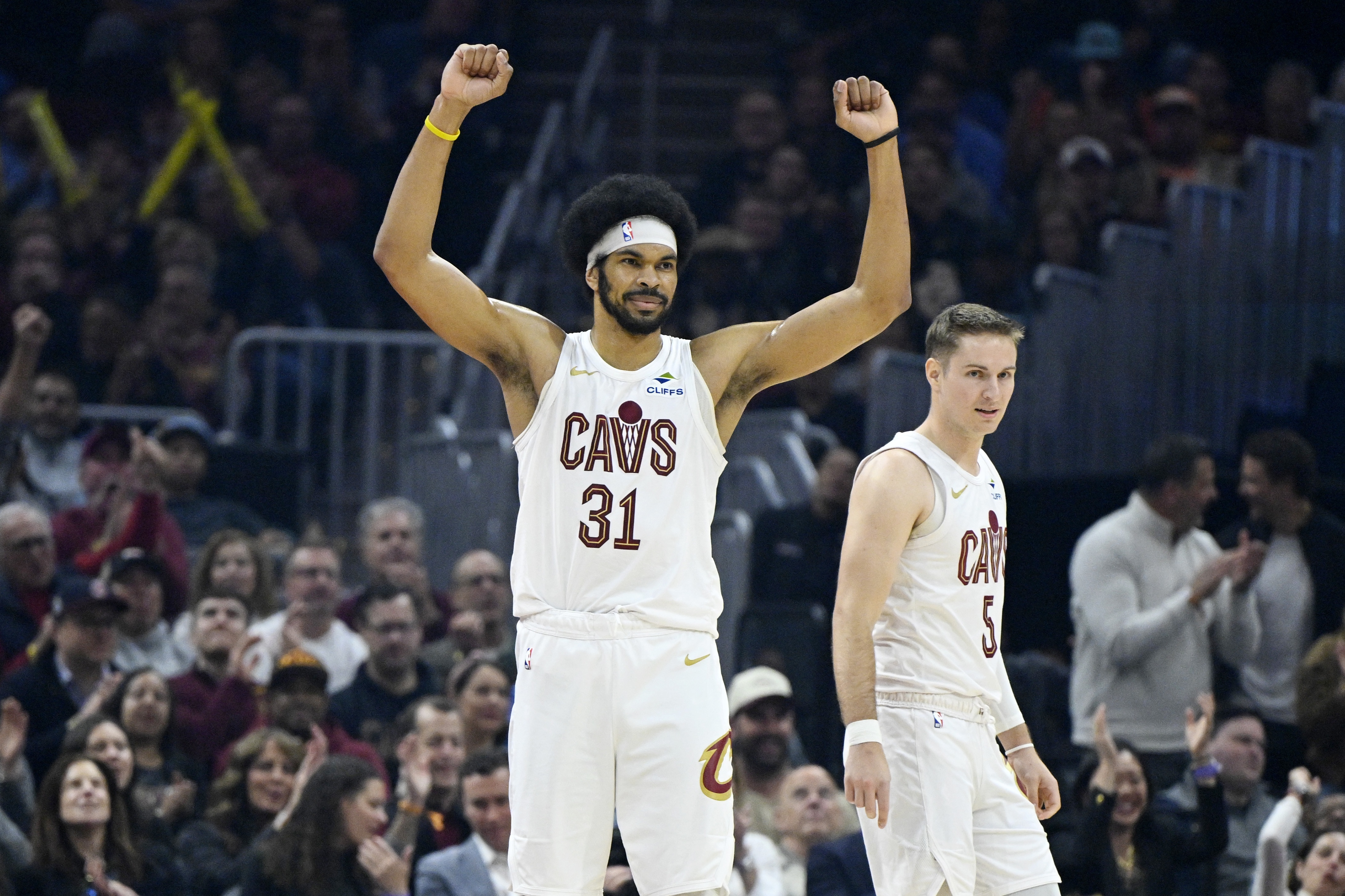 开云体育网页版-高管&球探的季后赛观察:湖人给火箭送人头 哈登防守不如梅里尔